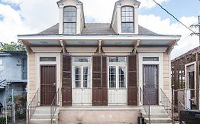 Perfect Nola Hideaway
